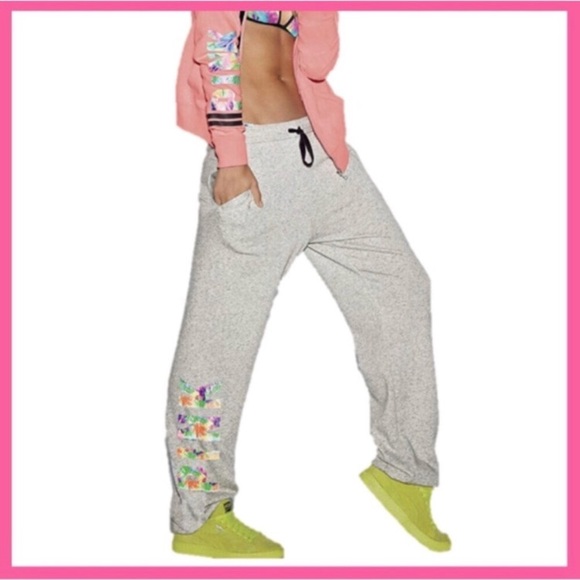 PINK Victoria's Secret Pants - •Victoria’s Secret PINK• Tropical HTF Campus Pant